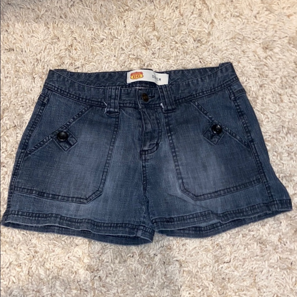 Cute Black/Grey Shorts !!